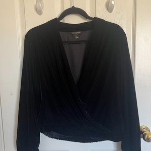Banana Republic Velvet/Velour Long Sleeve Top Black Small